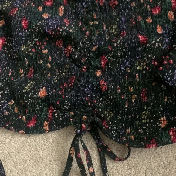 Forever 21 Long Sleeve Blouse, Size L *4 for $20* - Picture 3 of 3